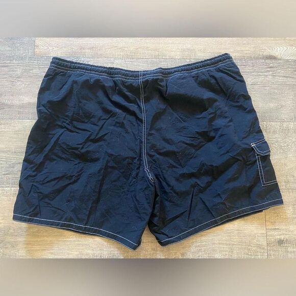 Unbranded Men's Black and Red Swim-briefs-shorts - Picture 3 of 7